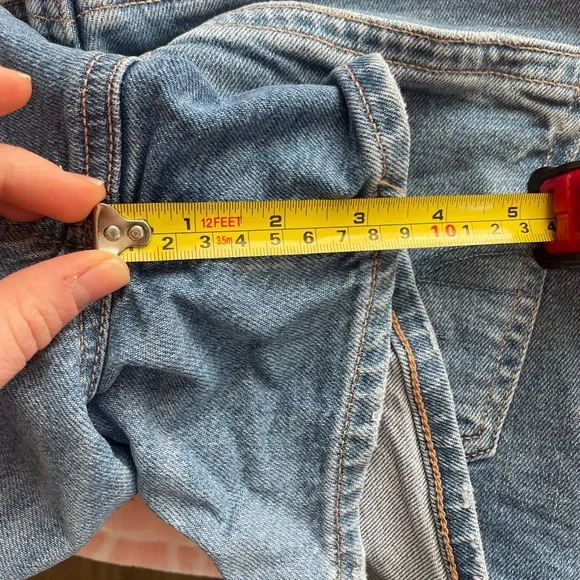 American Eagle Outfitters Women's Light Blue Denim Jean Shorts - Picture 6 of 6